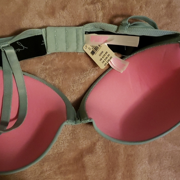 VS Bra - Picture 3 of 3